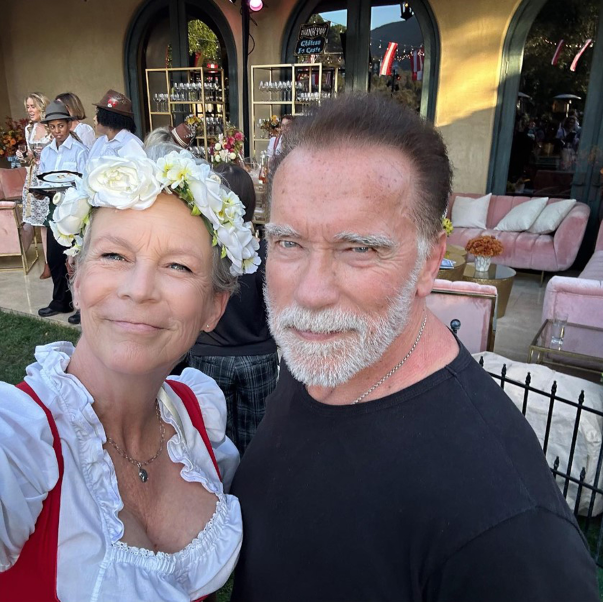 Read more about the article Arnie And Jamie Lee Curtis Reunited For Oktoberfest Bash