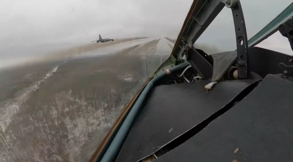 Read more about the article Russian Soldiers Carry Out Alleged Attack On Ukrainian Stronghold With Sukhoi ‘Su-25’ Jet