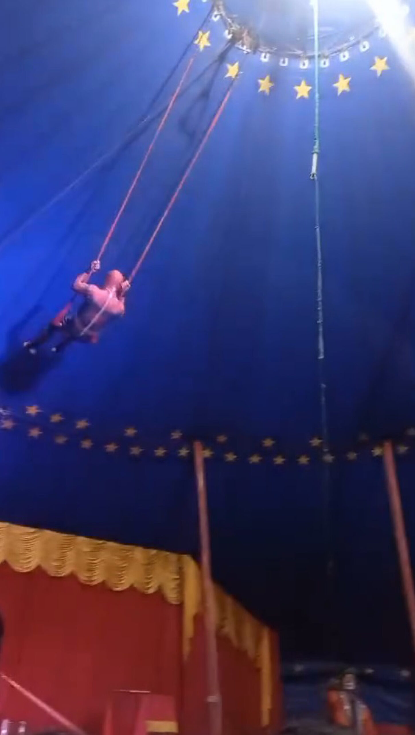 Read more about the article Circus Superhero’s Agonising Trapeze Fall
