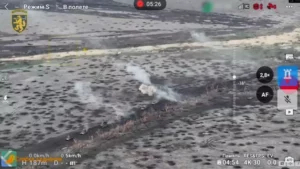 Read more about the article Ukrainian Forces Destroy Column Of Russian Tanks