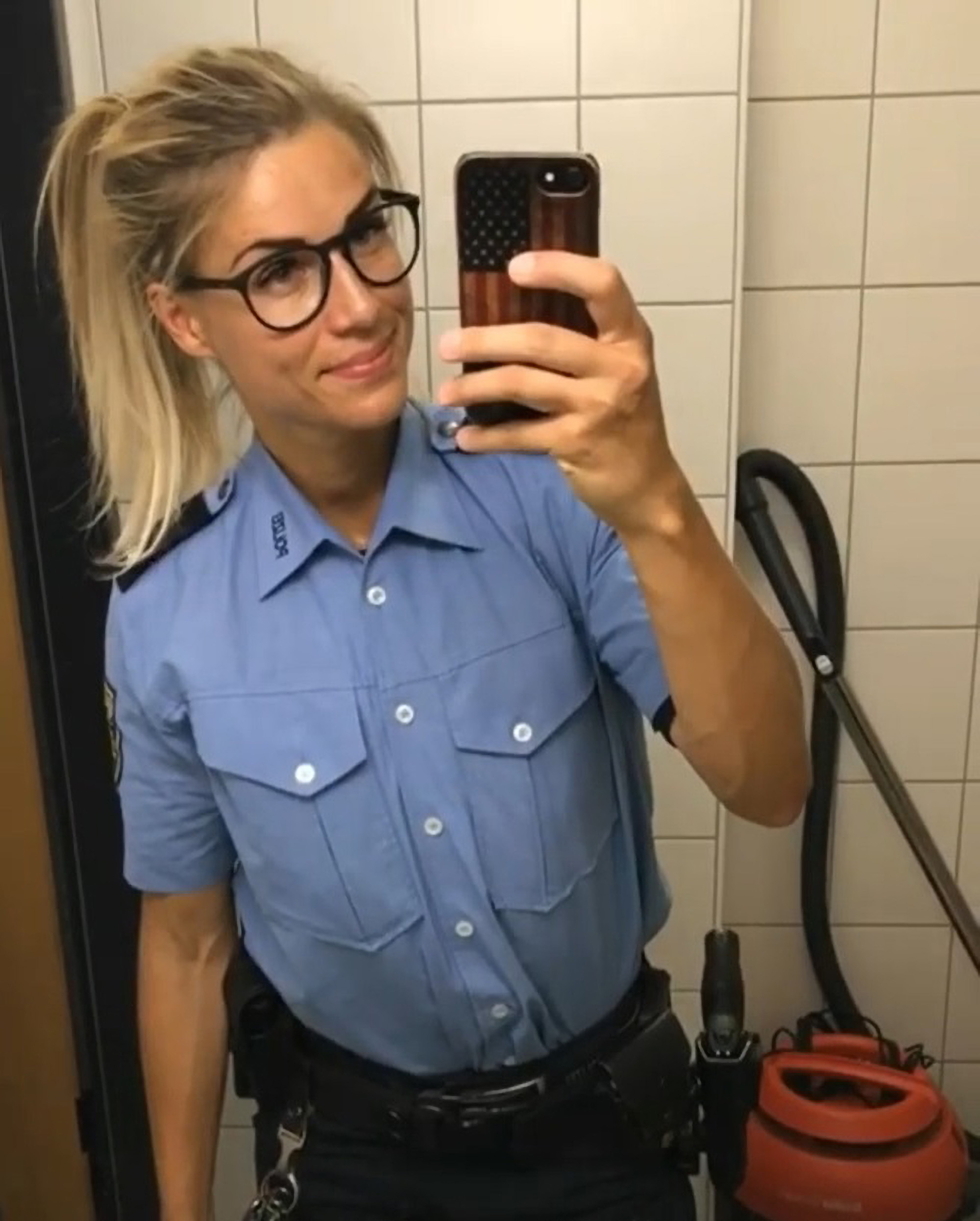 Read more about the article Germany’s Hottest Cop Who Left To Become Influencer Gets New Role As TV Detective