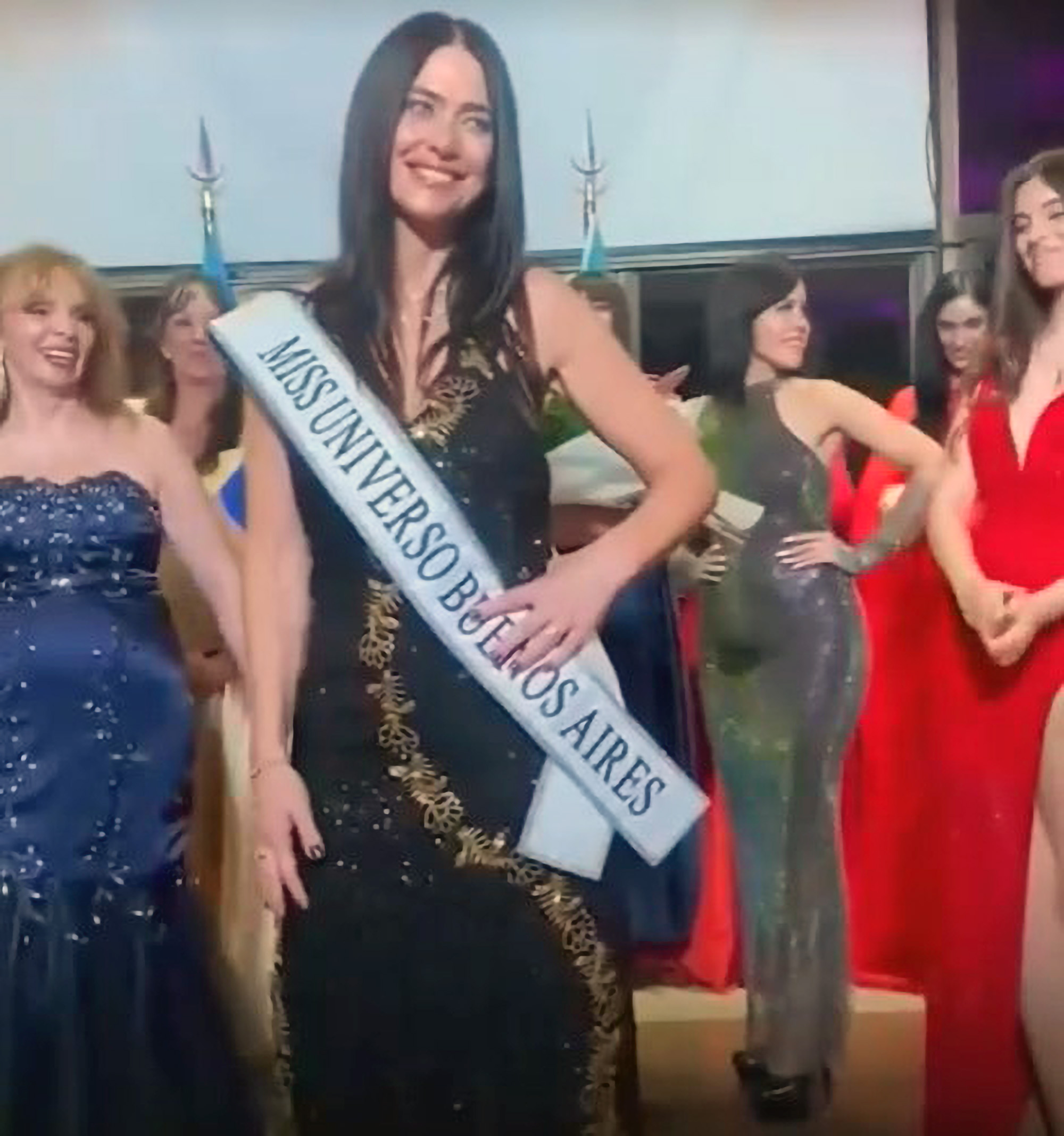 Read more about the article  60-Year-Old Beauty Wins Miss Universe Title