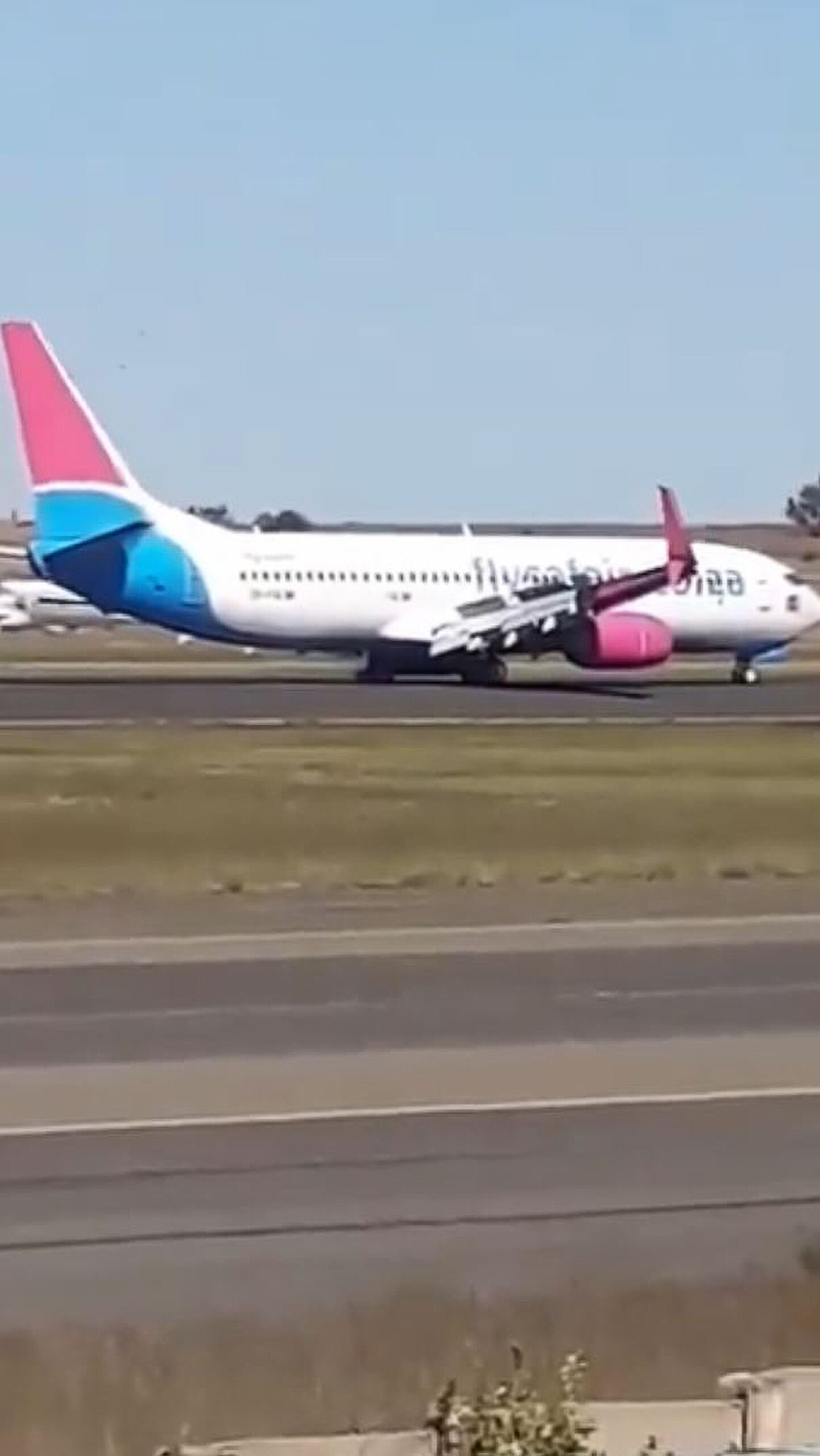Read more about the article  Wheel Falls Off Troubled 737 Passenger Jet